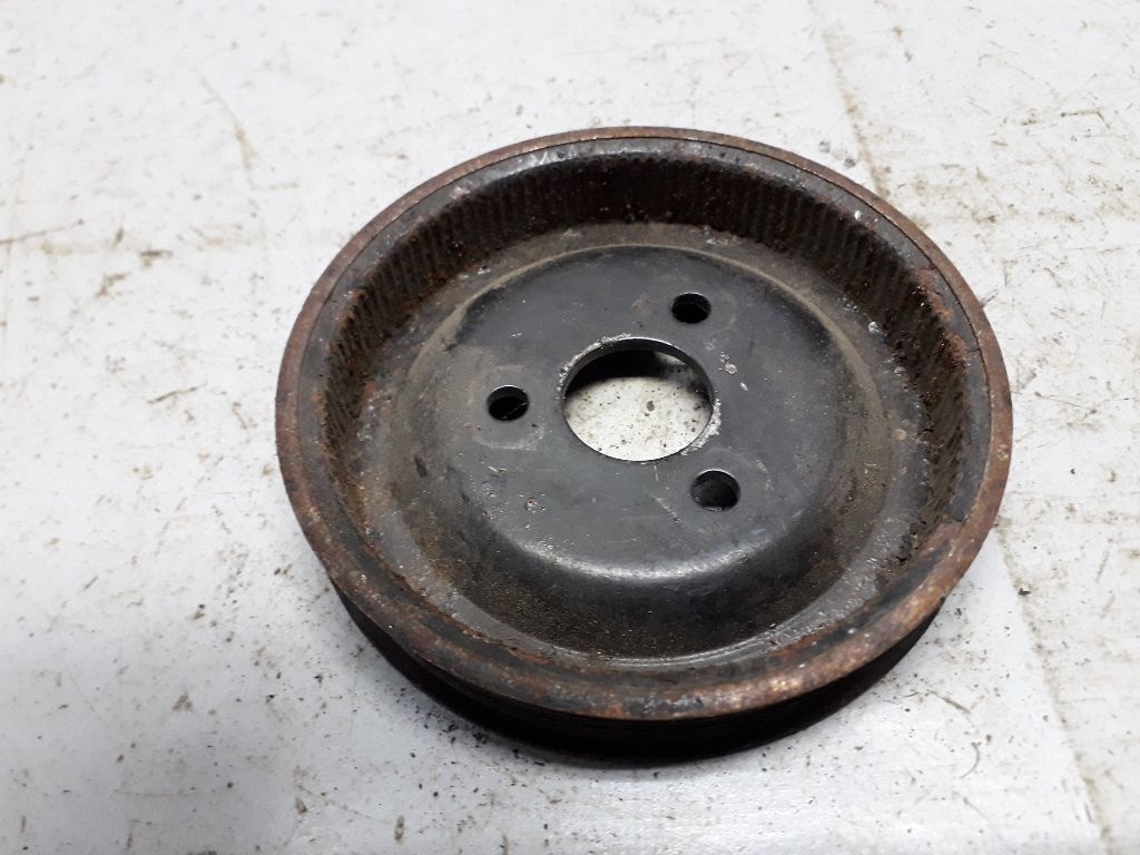 Шкив помпы к Kia Shuma 2000