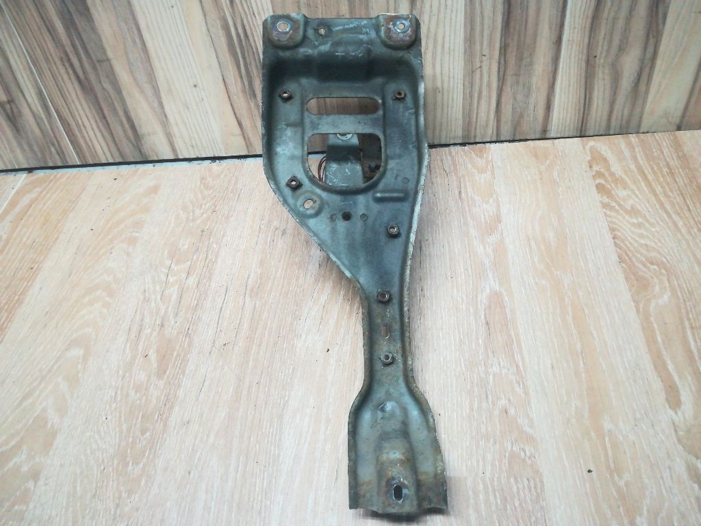 Планка под капот к Mazda 626 1995