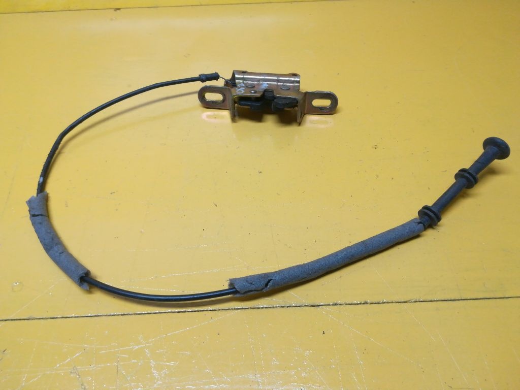 Замок багажника к Ford Focus 2000