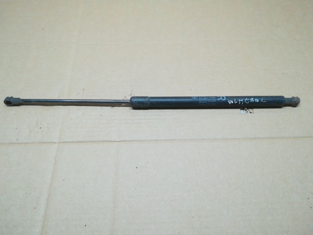 Амортизатор крышки багажника (3-5 двери) к Nissan Almera 1999