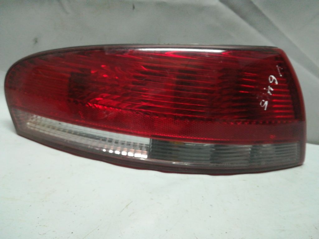 Фонарь задний левый к Chrysler Sebring 2003
