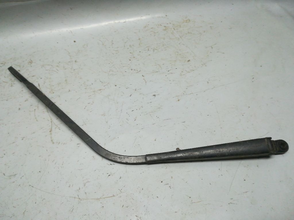 Щеткодержатель задний к Renault Laguna 1997