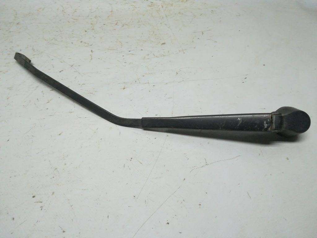 Щеткодержатель задний к Opel Astra 1997