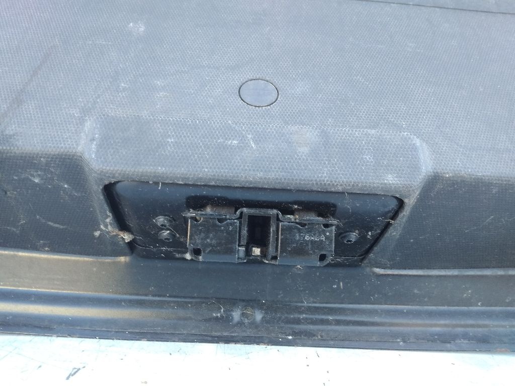 Замок багажника к Jeep Compass 2007