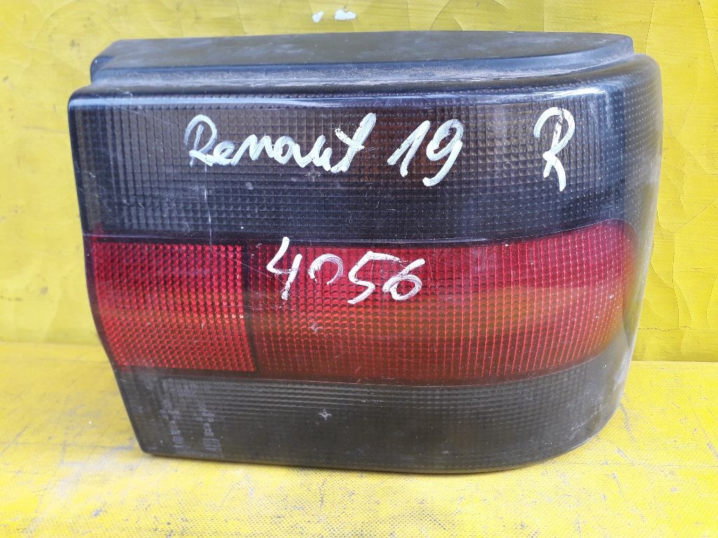 Фонарь задний правый к Renault 19 1995