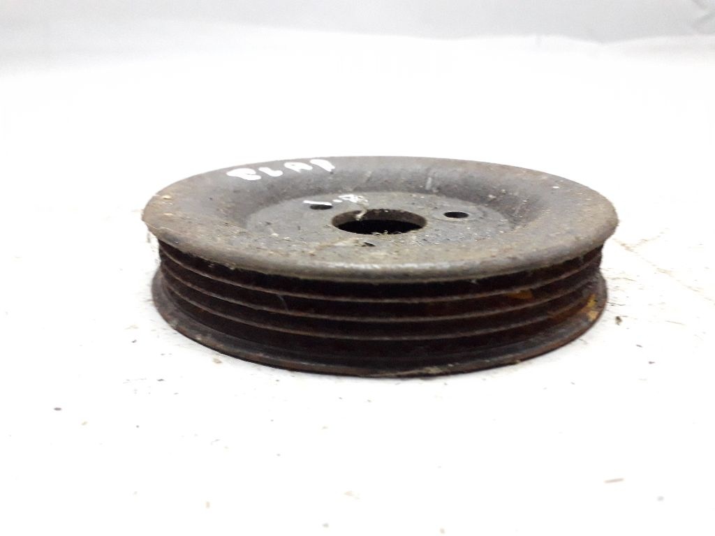 Шкив помпы к Kia Clarus 1999