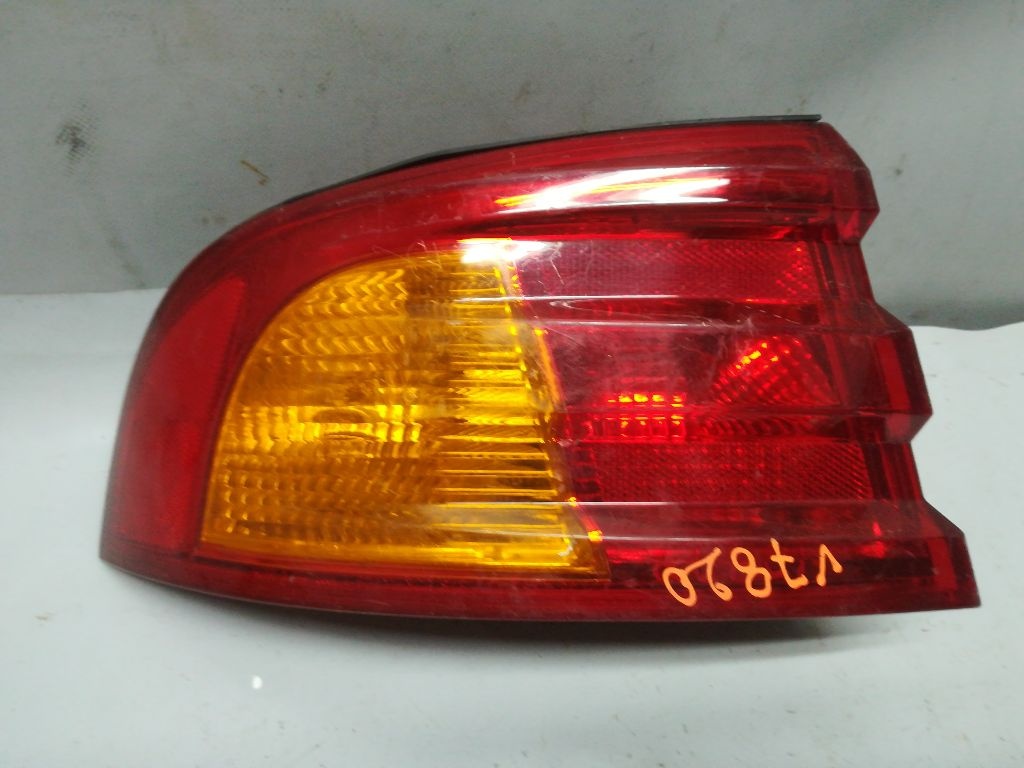 Фонарь задний левый к Kia Optima 2002