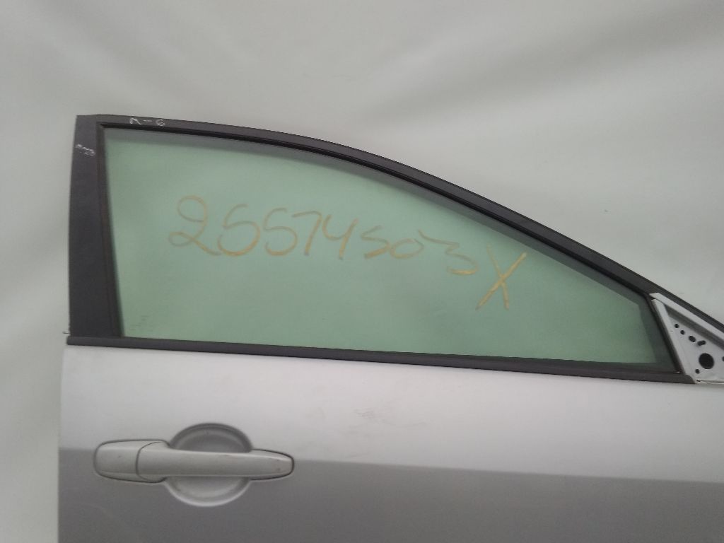 Стекло двери передней правой к Mazda 6 2003