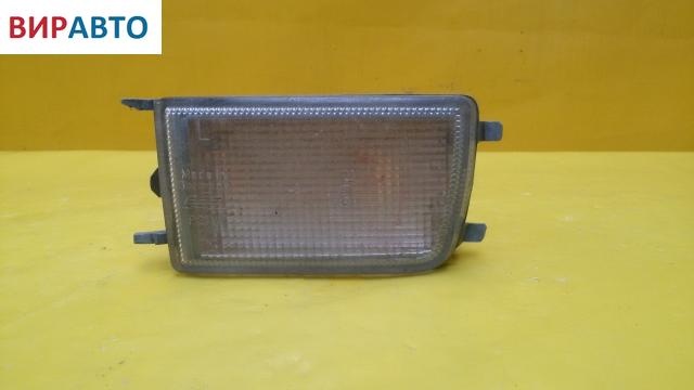 Поворотник левый к Volkswagen Golf 1994