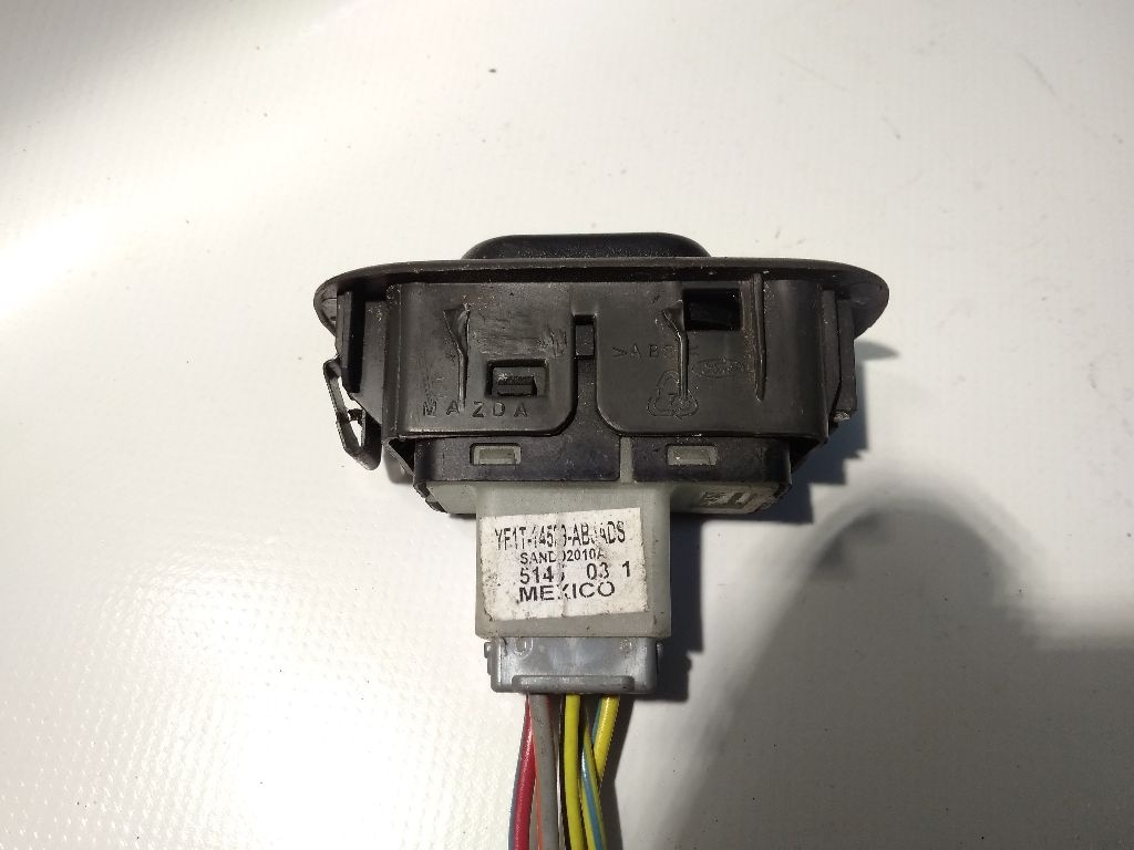 Кнопка стеклоподъемника к Ford Explorer 2004