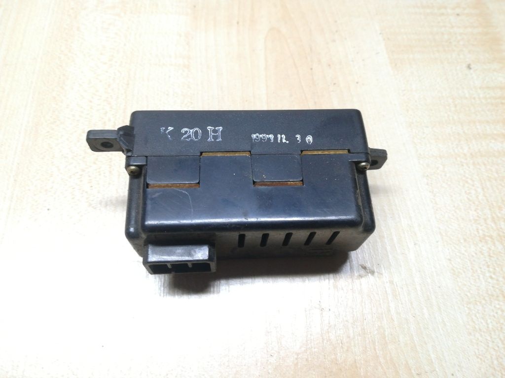 Часы к Kia Sephia 1995