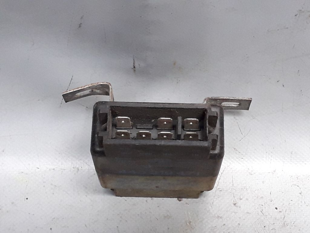 Реле (прочие) к Audi 100 1990
