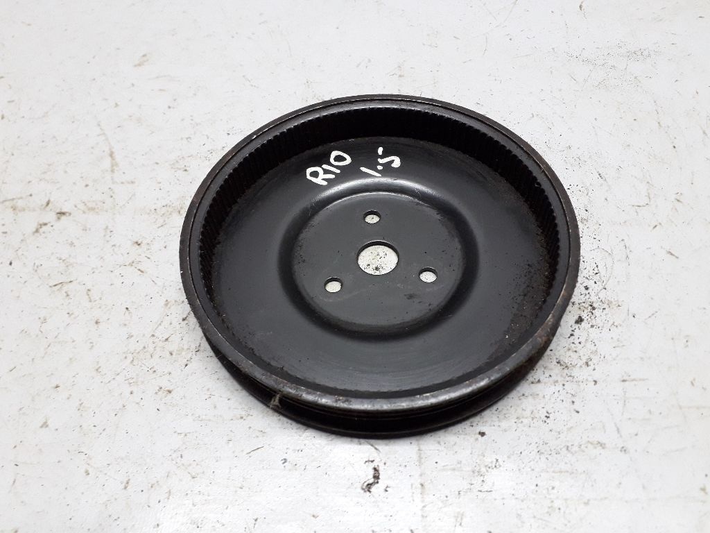 Шкив помпы к Kia Rio 2001