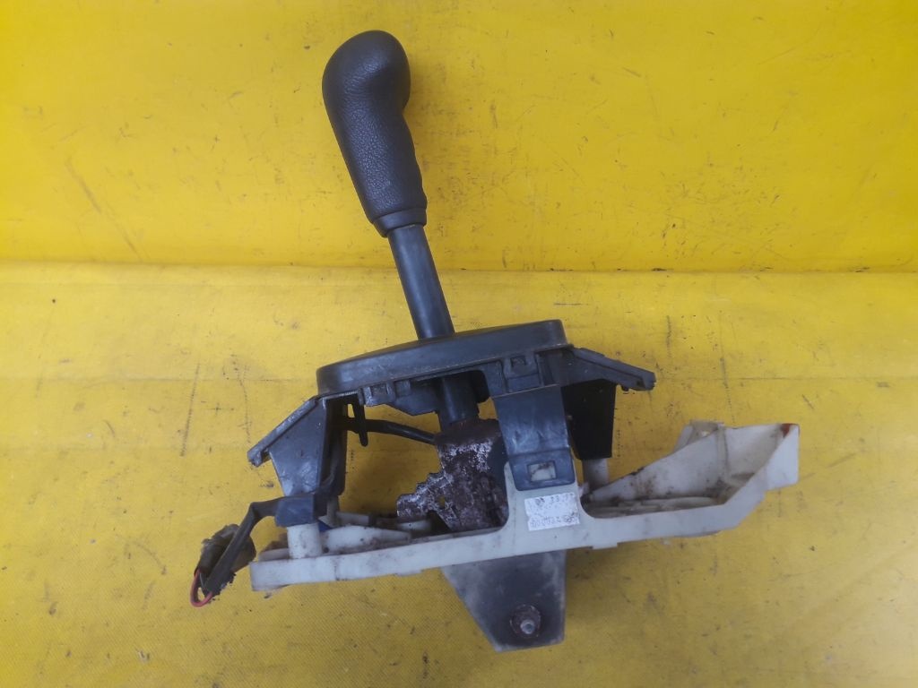 Кулиса к Mazda 626 1999