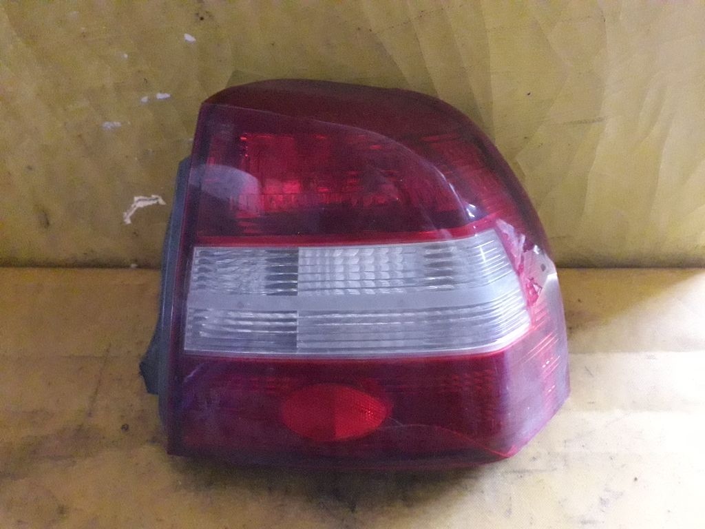 Фонарь задний правый к Kia Shuma 1999