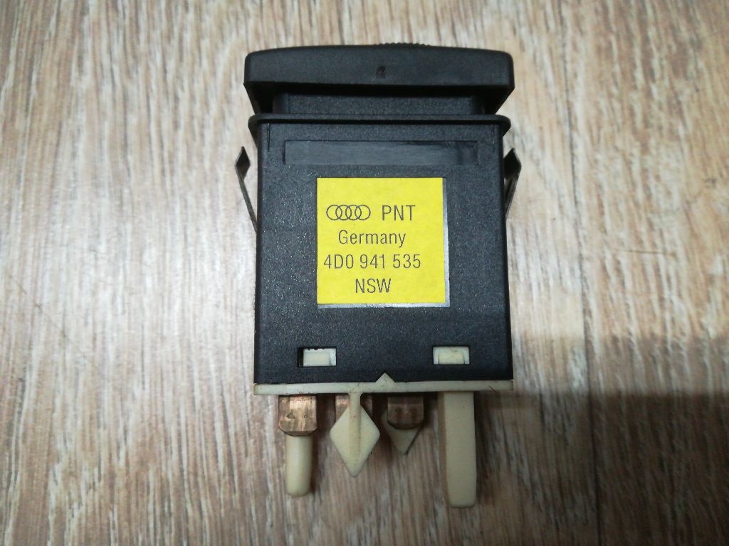 Кнопка противотуманных фар к Audi A4 1999