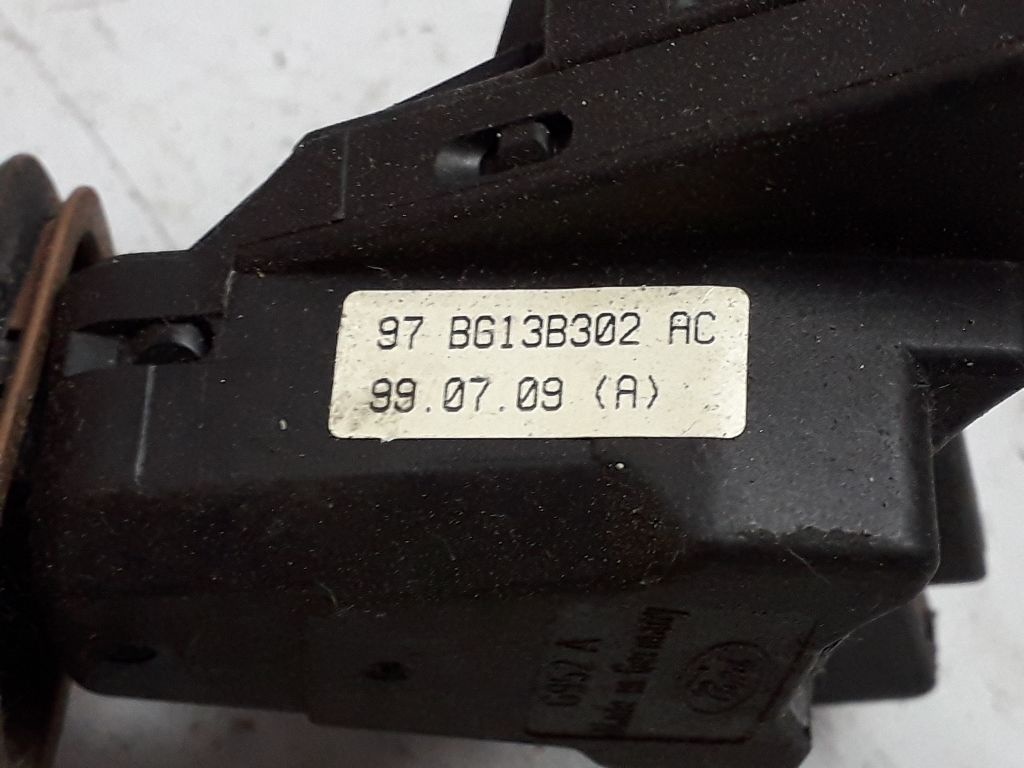 Переключатель поворотов к Ford Mondeo 1999