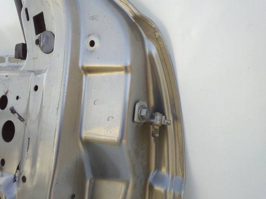 Петля двери к Ford Focus 2006