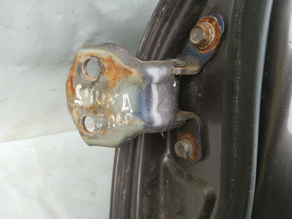 Петля двери к Kia Shuma 1999