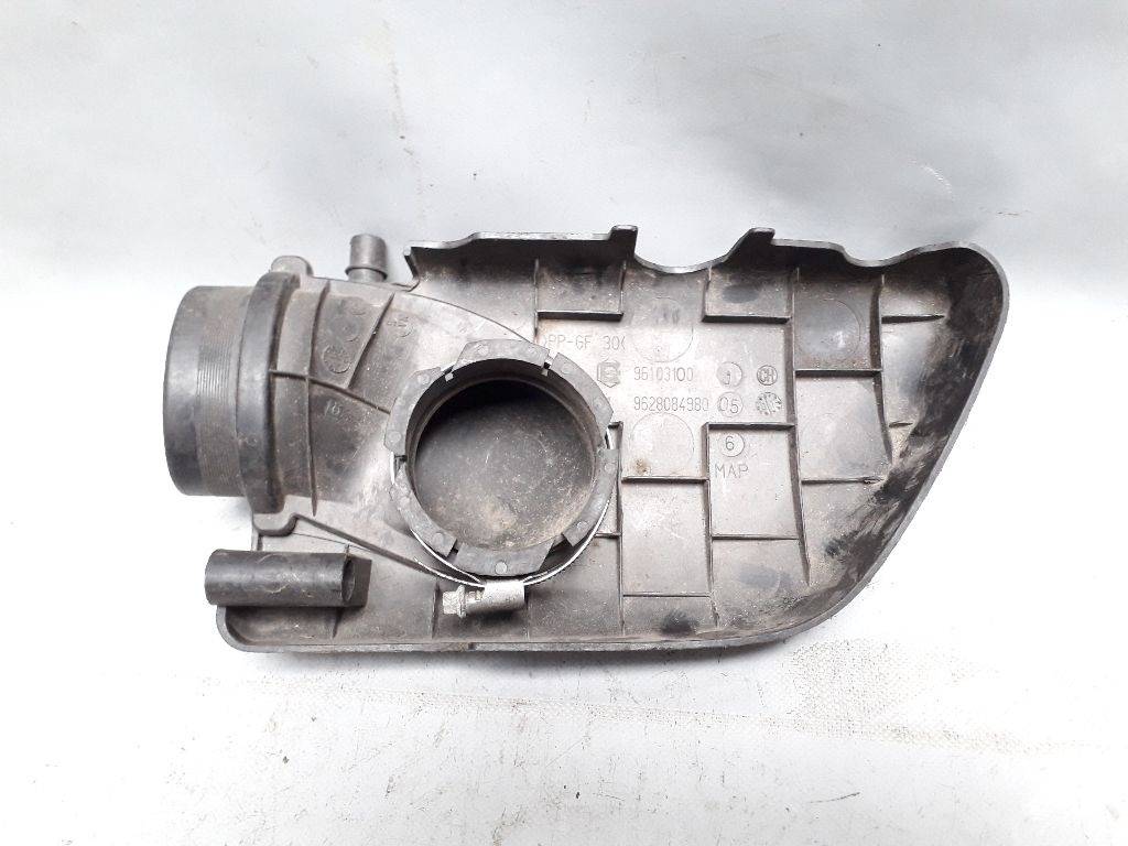 Воздуховод к Citroen C5 2002