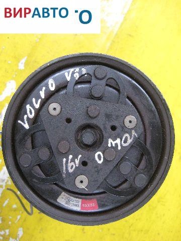 Компрессор кондиционера к Volvo V40 1998