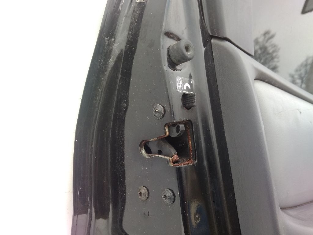 Замок двери задней левой к Ford Escape 2002