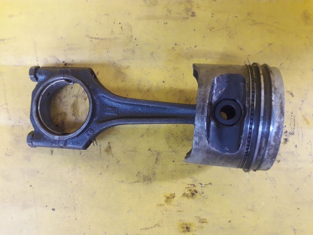 Поршень к Opel Corsa 1997