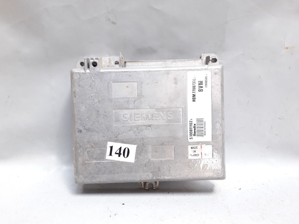 Блок управления двигателем к Renault 19 1990