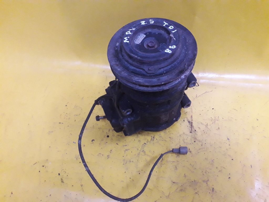 Компрессор кондиционера к Mazda MPV 1998