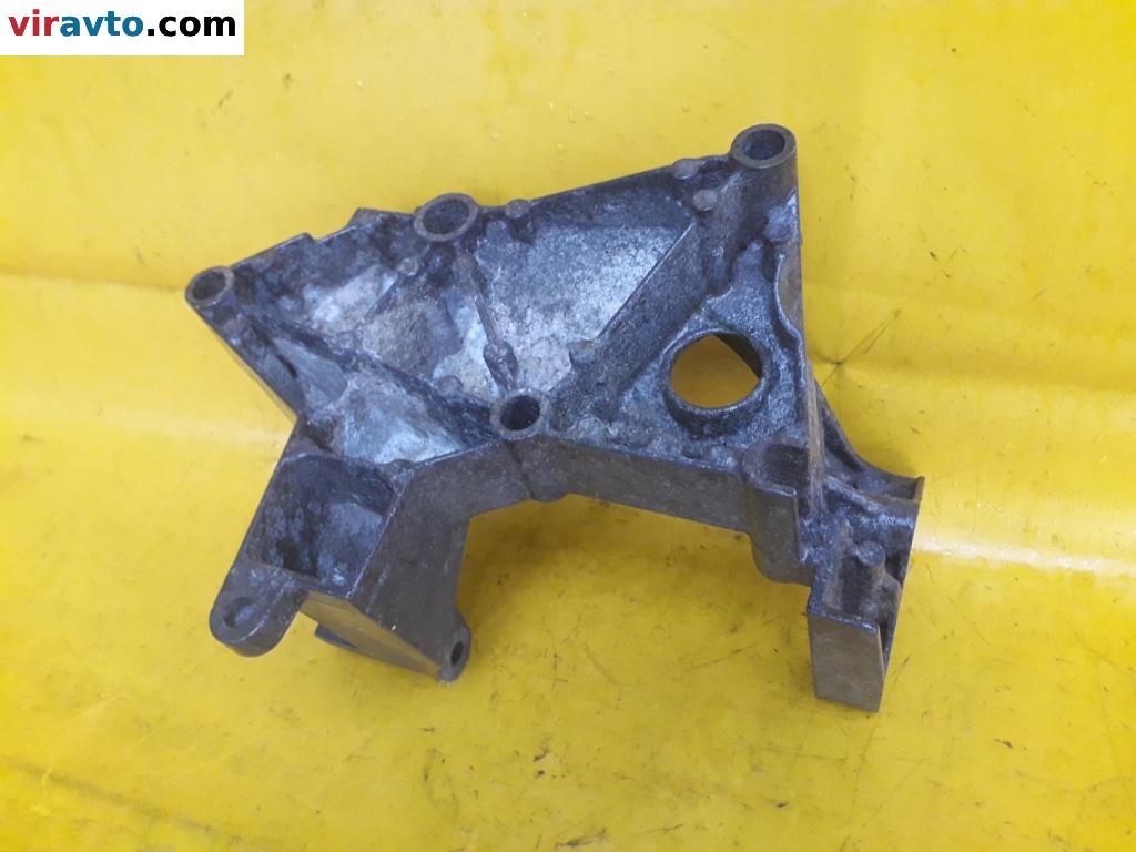 Кронштейн генератора к Ford Focus 2001