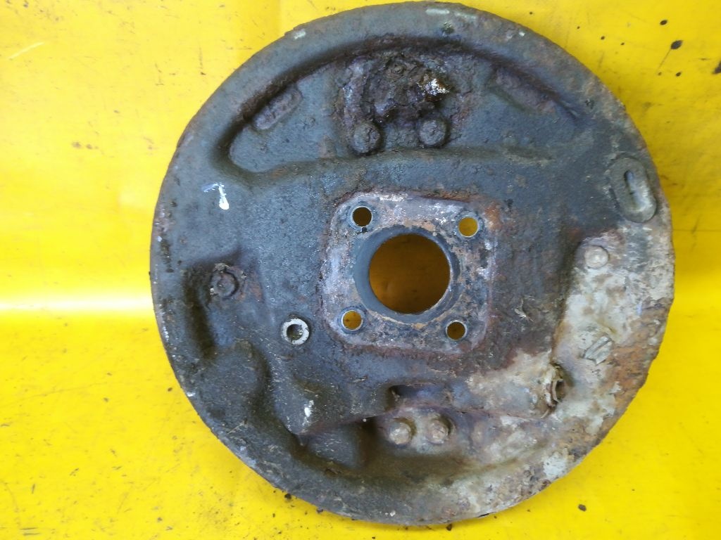 Диск опорный тормозной к Renault Rapid 1993