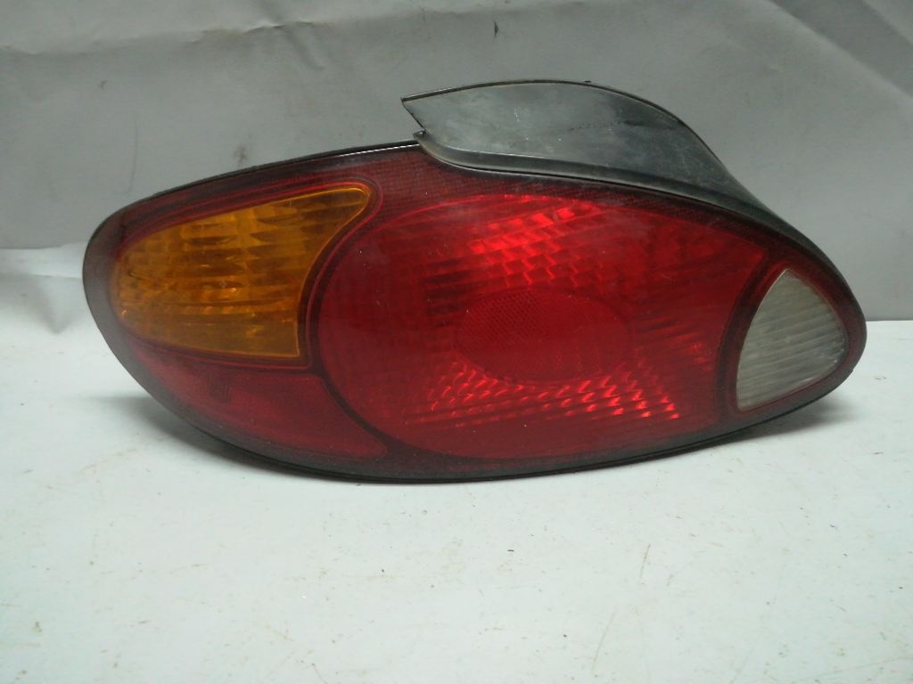 Фонарь задний левый к Hyundai Elantra 1999