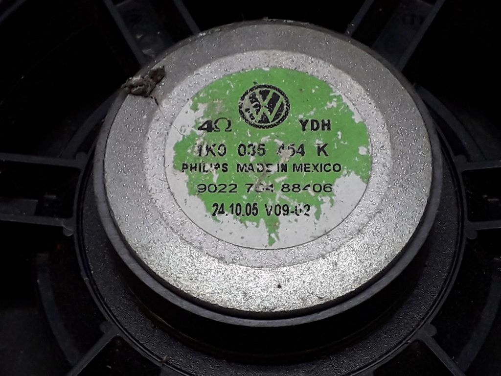 Динамик к Volkswagen Golf 2006