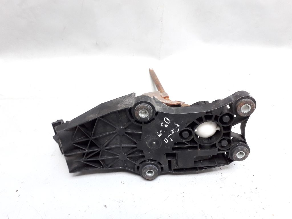Кулиса к Ford Fiesta 2002