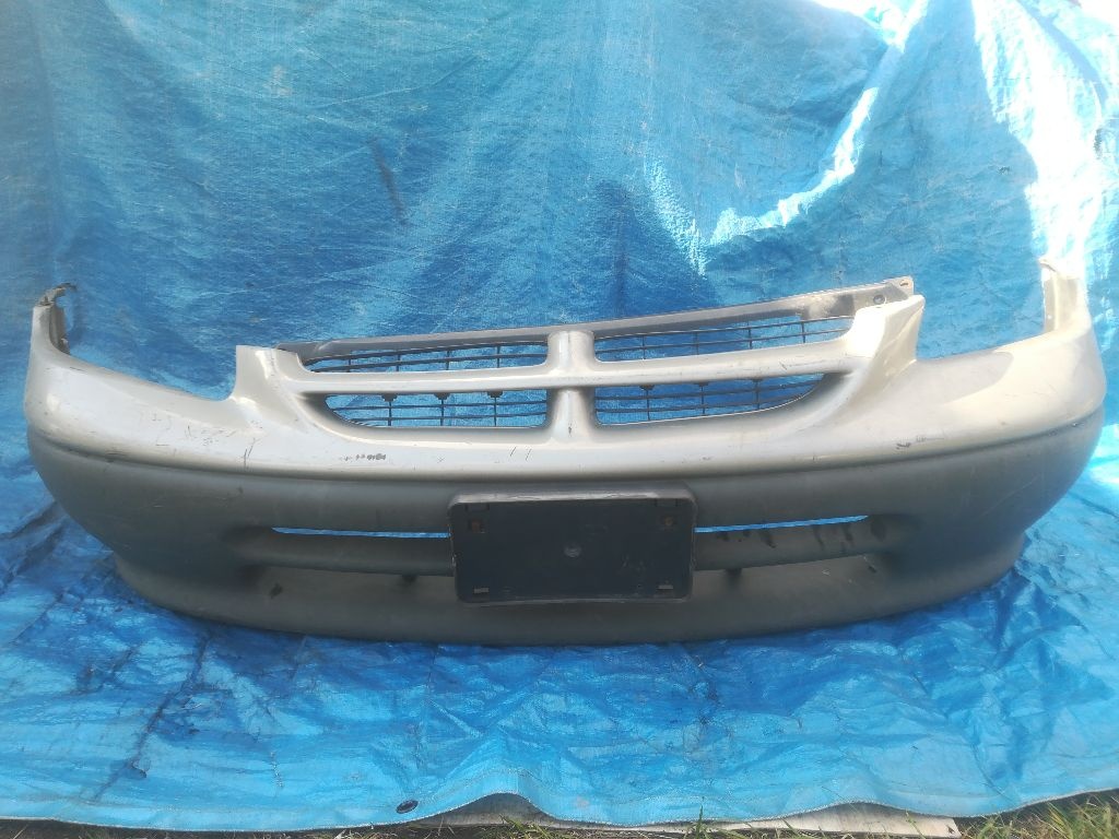 Бампер передний к Dodge Caravan 1999
