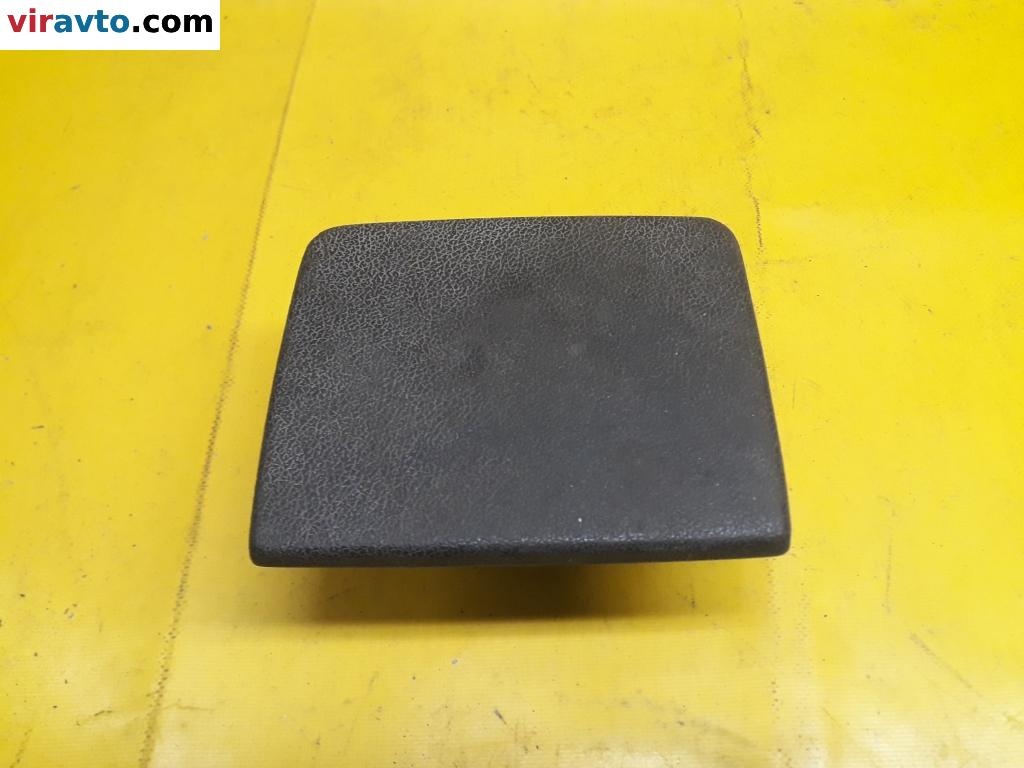 Пепельница к Volkswagen Jetta 1991