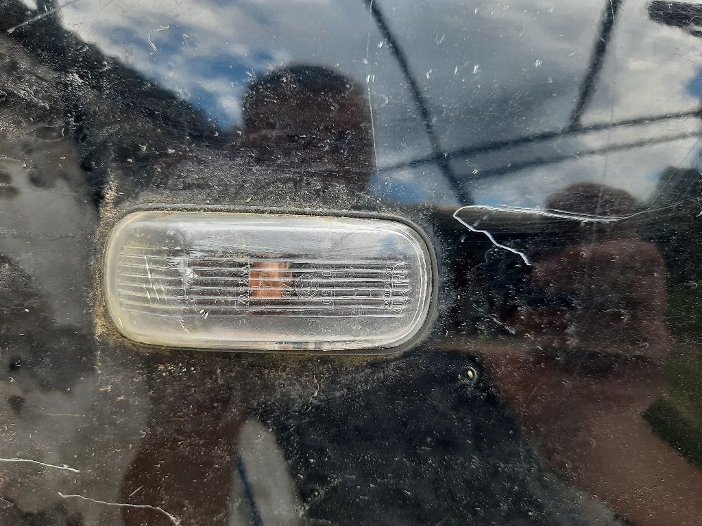 Повторитель передний правый к Saab 9-5 2000