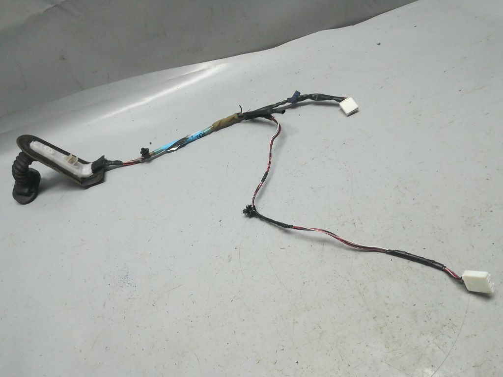 Проводка двери к Mazda 6 2003