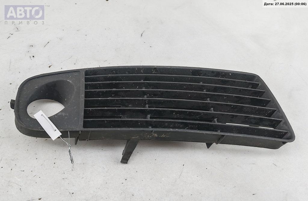 Рамка фары к Audi A6 1998
