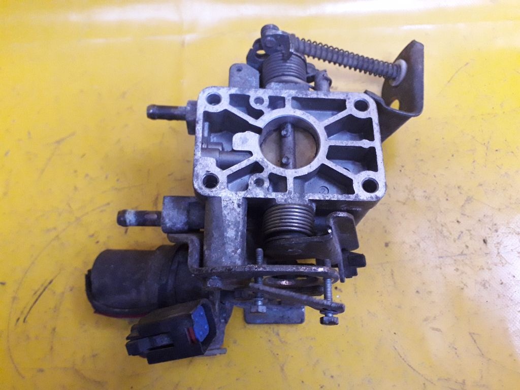 Моновпрыск к Ford Sierra 1992