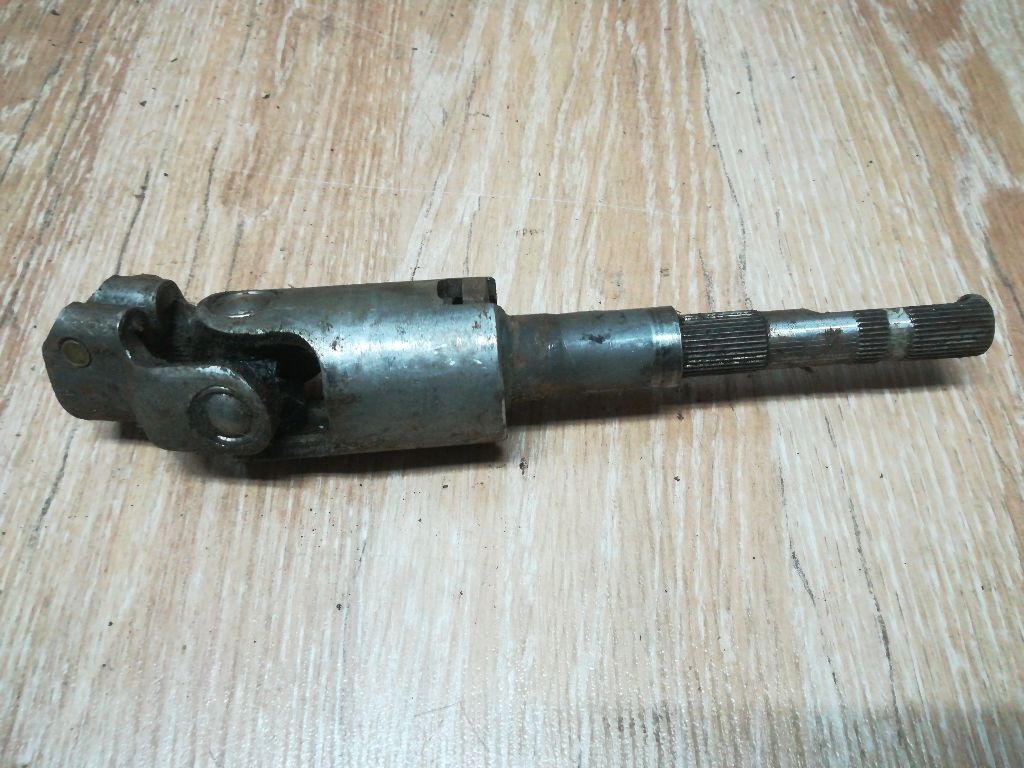 Рулевой карданчик к Mazda 323 1996