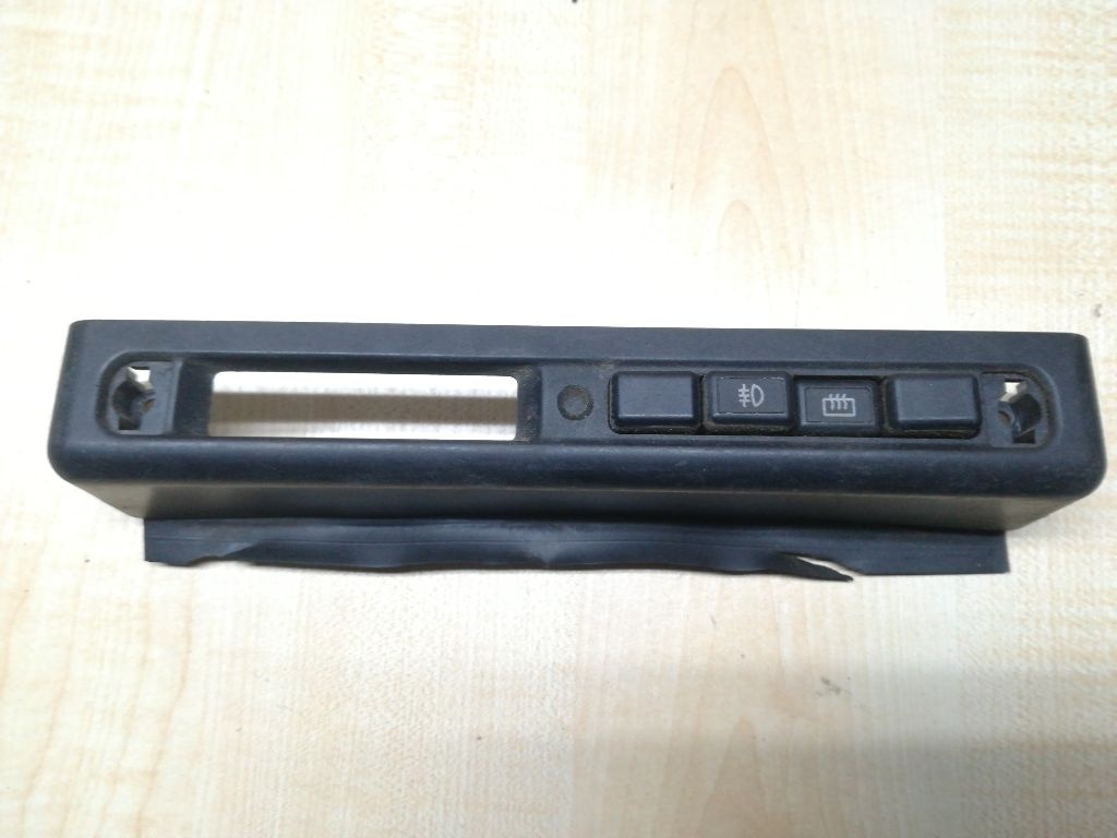 Кнопка противотуманных фар к Fiat Uno 1998