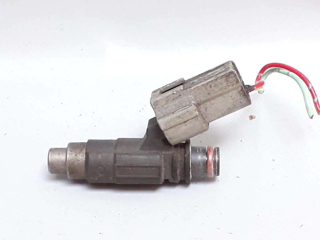 Форсунка к Mitsubishi Colt 1999