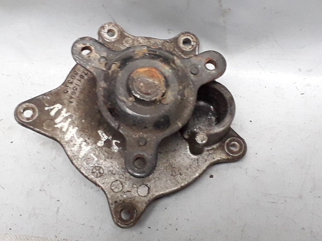 Помпа к Dodge Caravan 2004
