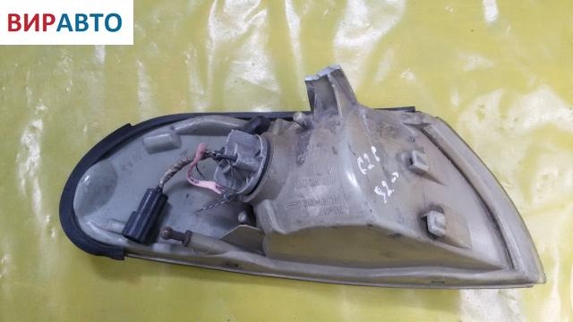 Поворотник левый к Mazda 626 1994