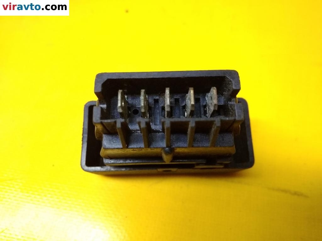 Кнопка  к Renault 19 1996