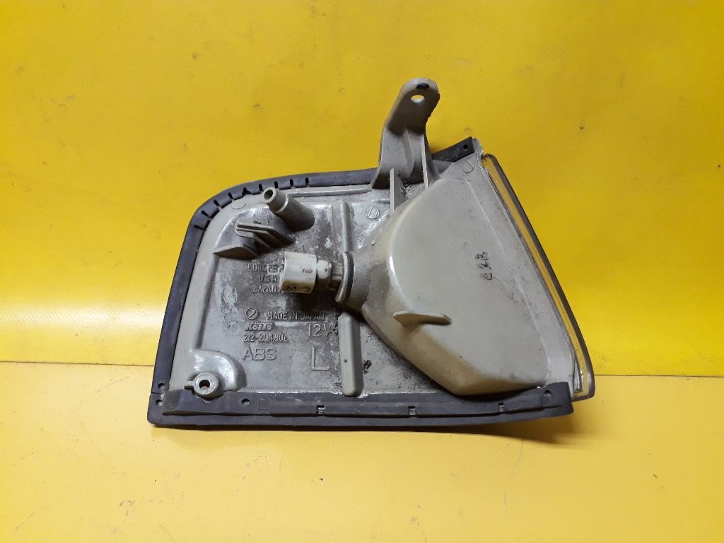 Поворотник левый к Subaru Justy 1993