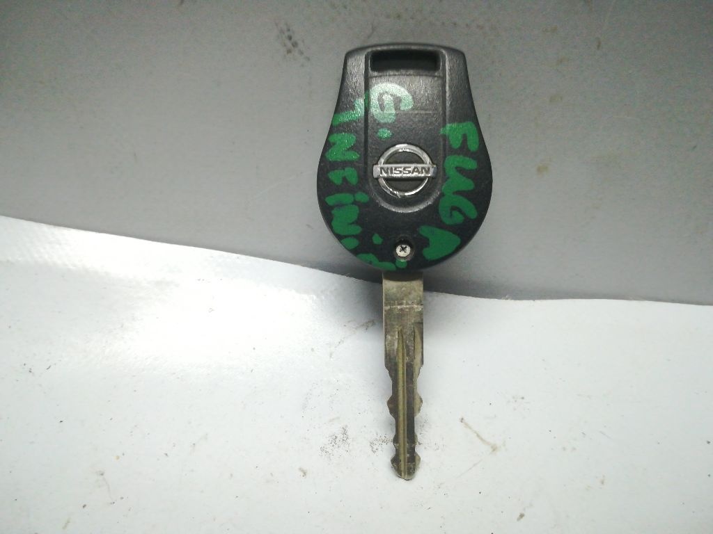 Ключ к Infiniti G 2004