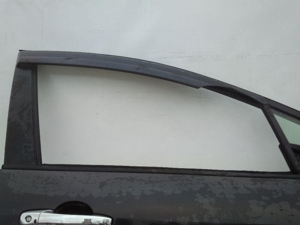 Стекло двери передней правой к Mazda MPV 2008