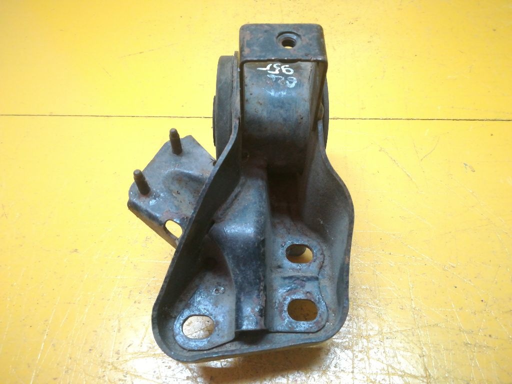 Подушка крепления КПП к Mazda 626 1997